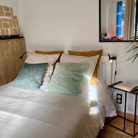 Aux 4 Logis Appart-Hotel - Studio Le City - Petit Dejeuner Inclus 1Ere Nuit フォワ エクステリア 写真