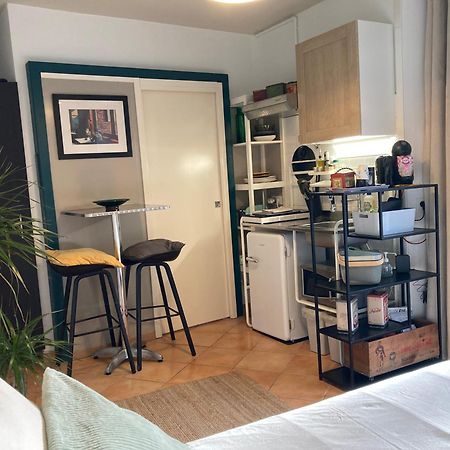 Aux 4 Logis Appart-Hotel - Studio Le City - Petit Dejeuner Inclus 1Ere Nuit フォワ エクステリア 写真
